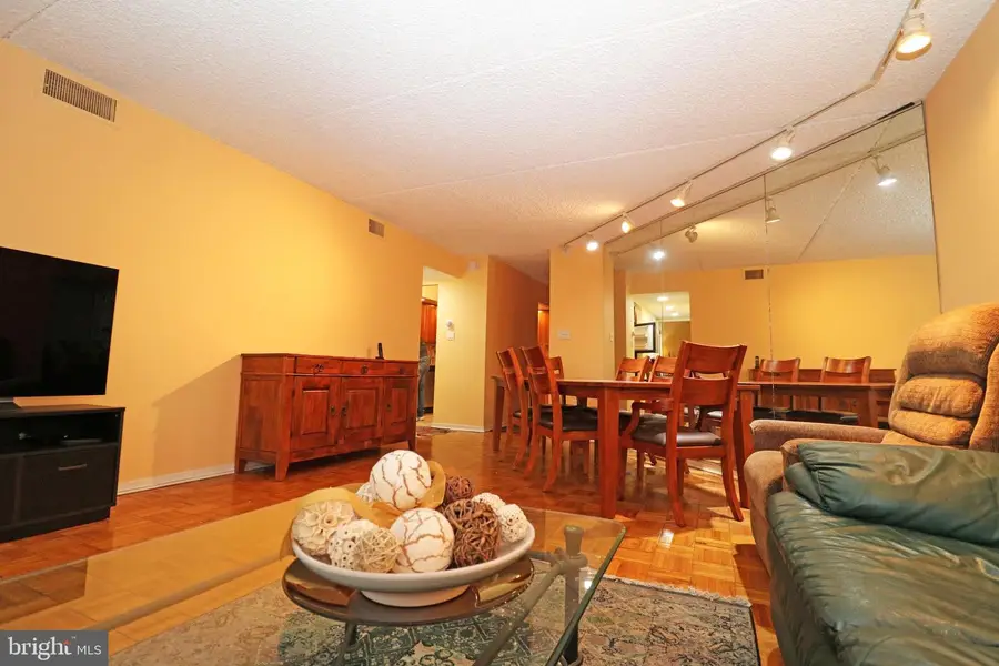 19 Rock Hill Rd #3d, Bala Cynwyd, PA 19004 - #3