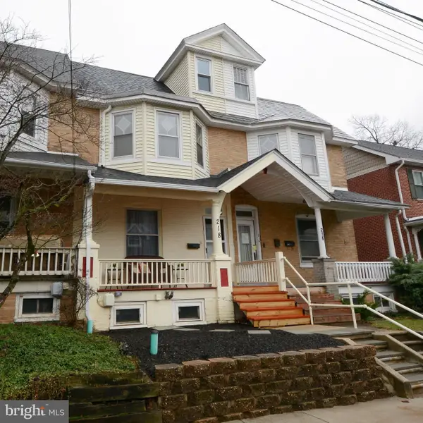 218 E Broad St, SOUDERTON, PA 18964