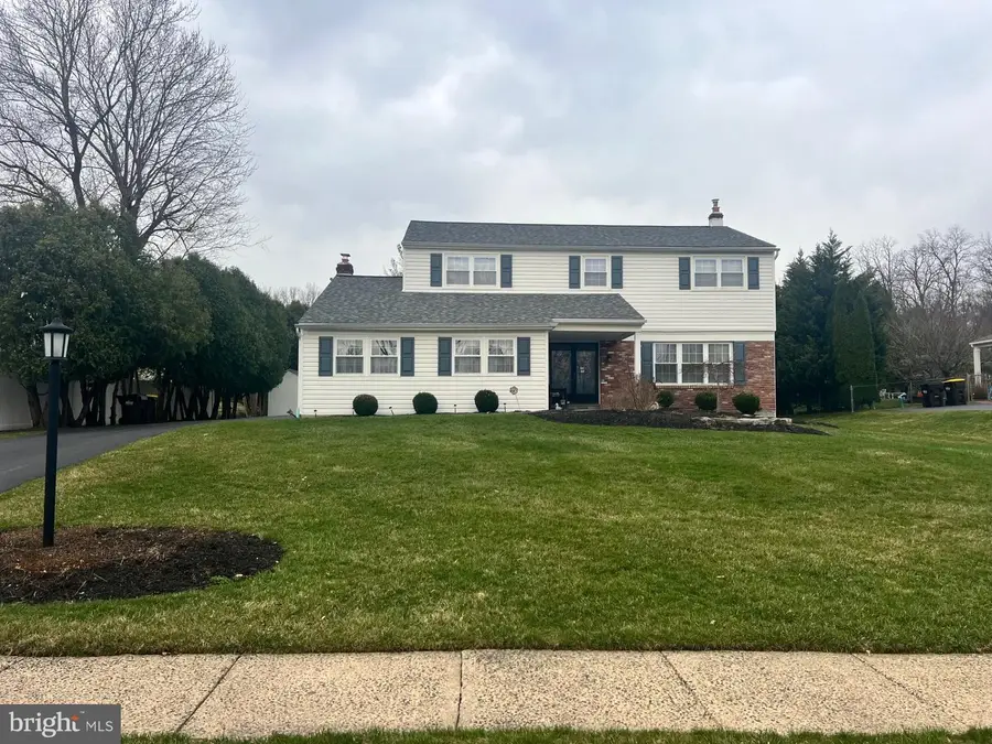 1025 Singer Ln, Norristown, PA 19403 - #2