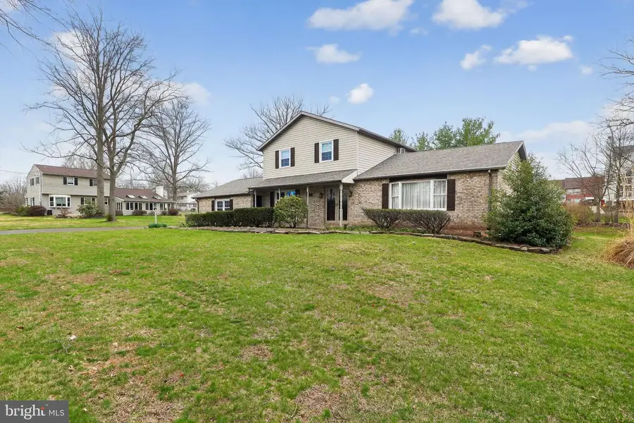 1000 Brookwood Dr, Pottstown, PA 19464 - #3