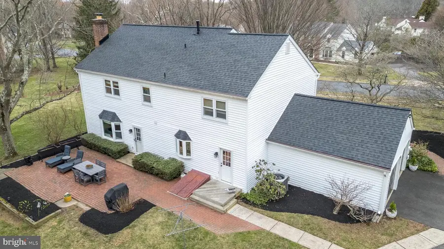 221 Stefan Pl, North Wales, PA 19454 - #2