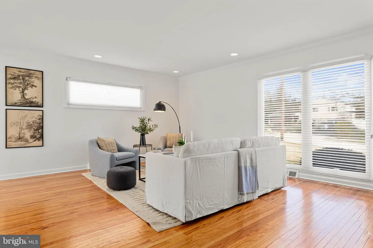 627 Wayland Rd, Plymouth Meeting, PA 19462 - #1