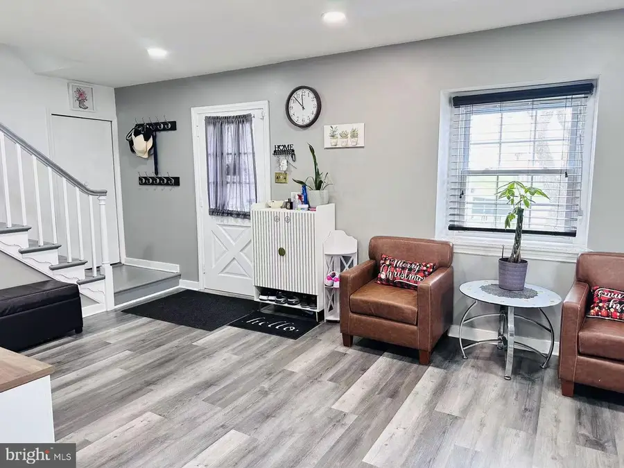 556 Anne St, Huntingdon Valley, PA 19006 - #3