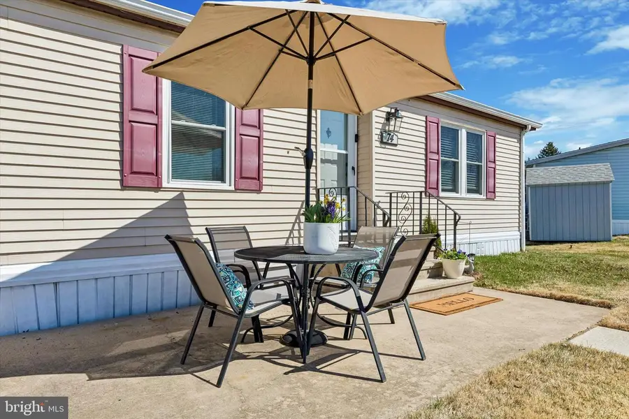 74 Longwood Pl, North Wales, PA 19454 - #2