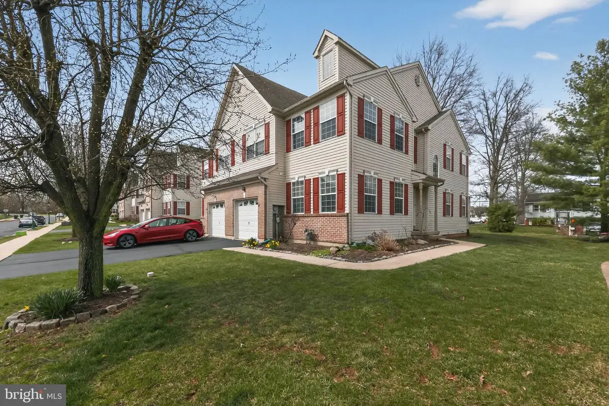 111 Raintree Xing, Hatfield, PA 19440 - #1