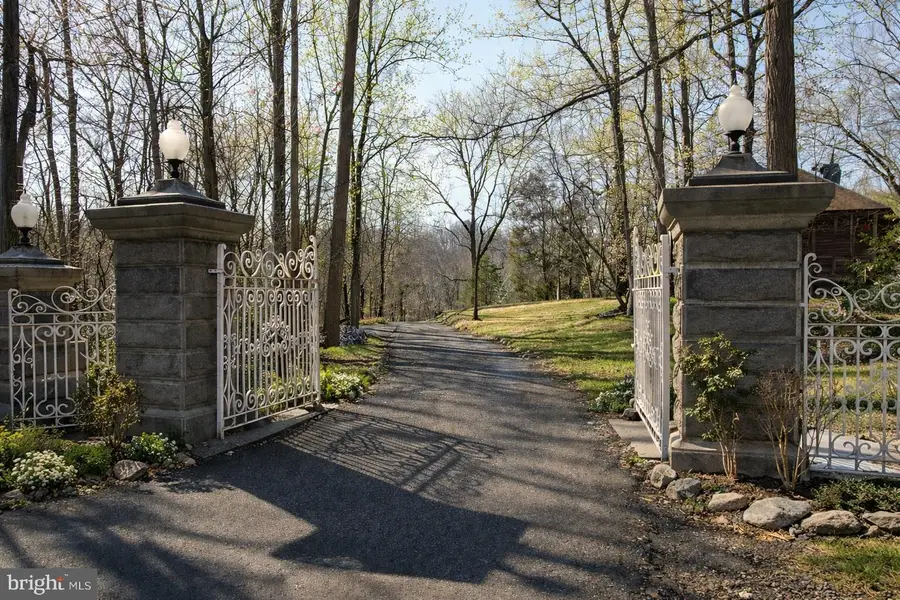 941 Cedar Rd, Schwenksville, PA 19473 - #3