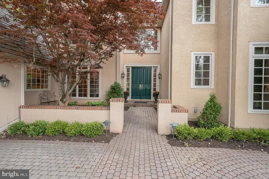 1227 Denbigh Ln, Wayne, PA 19087 - #2