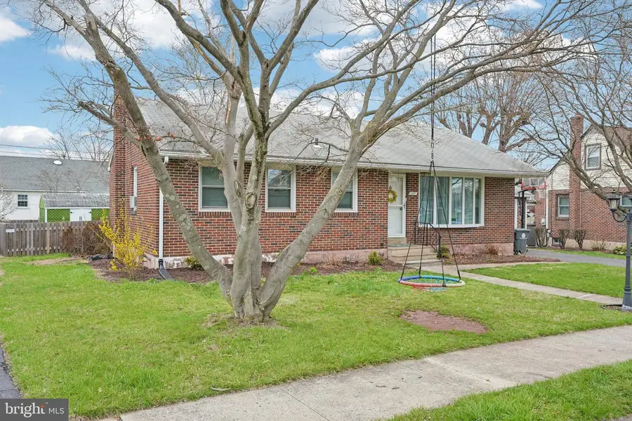 1511 Cherry Ln, Pottstown, PA 19464 - #2