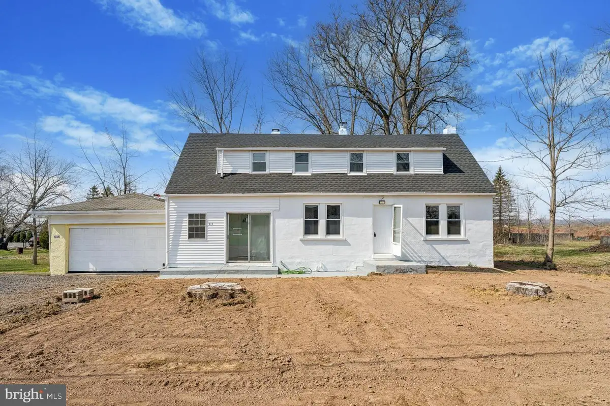 635 Elroy Rd, Souderton, PA 18964 - #1