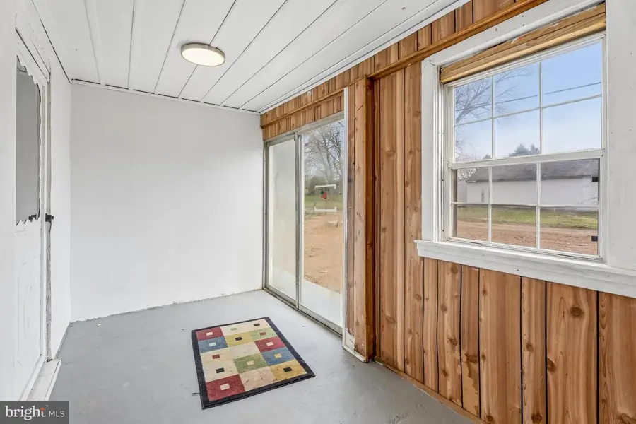 635 Elroy Rd, Souderton, PA 18964 - #2