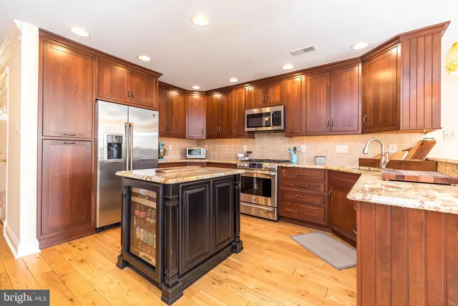 312 Manor Rd, Harleysville, PA 19438 - #3