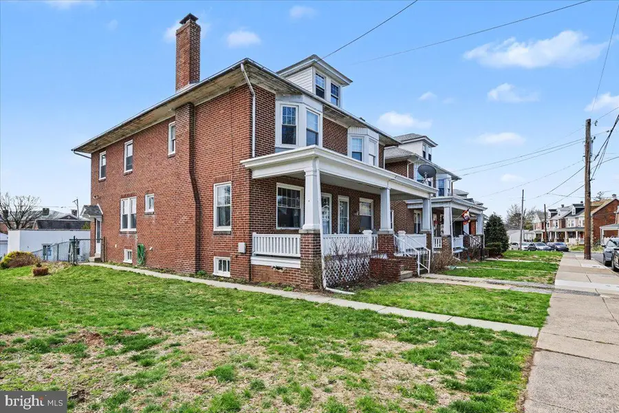 630 N Evans St, Pottstown, PA 19464 - #3