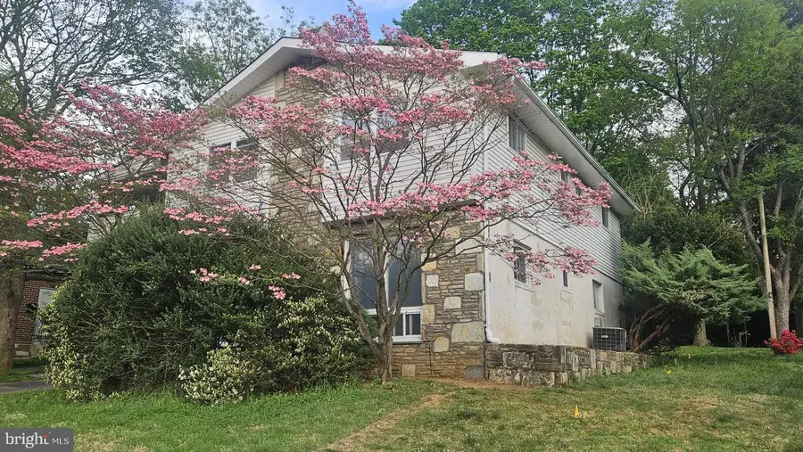 609 Foster Rd, Cheltenham, PA 19012 - #2