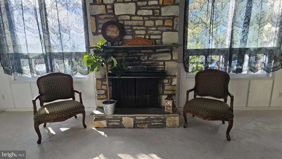 609 Foster Rd, Cheltenham, PA 19012 - #3
