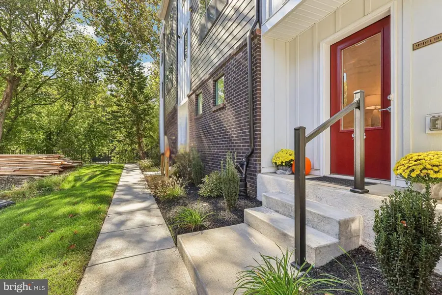 956 Riverplace Dr #56, Conshohocken, PA 19428 - #2