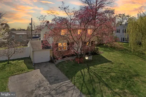 1590 Daws Rd, BLUE BELL, PA 19422