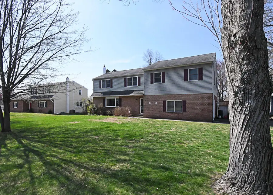 233 Broadway Ave, Horsham, PA 19044 - #2