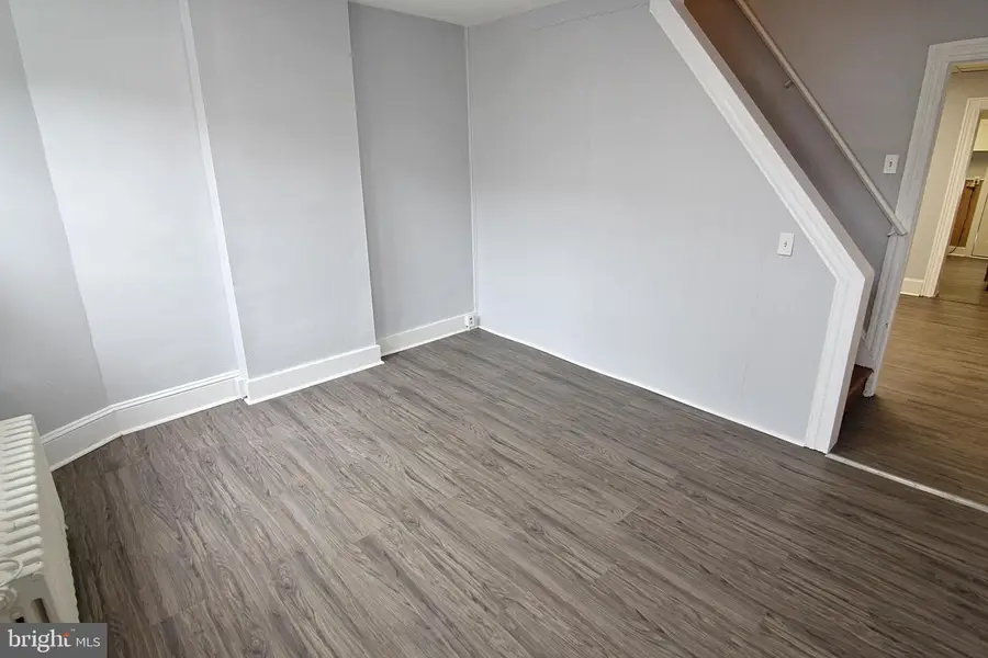 107 W 3rd St, Bridgeport, PA 19405 - #2