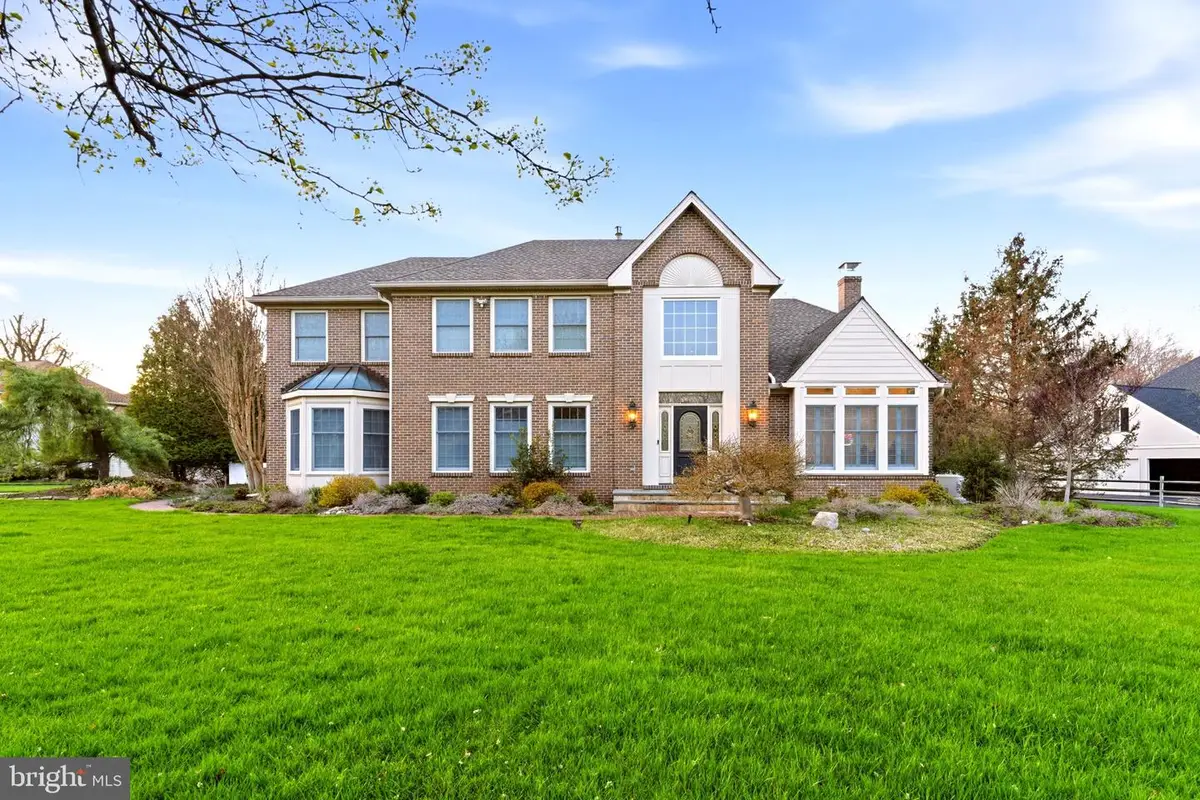 201 Wolf Ln, Ambler, PA 19002 - #1