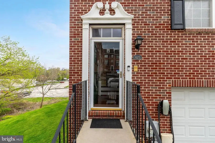 425 W 5th Ave, Conshohocken, PA 19428 - #3