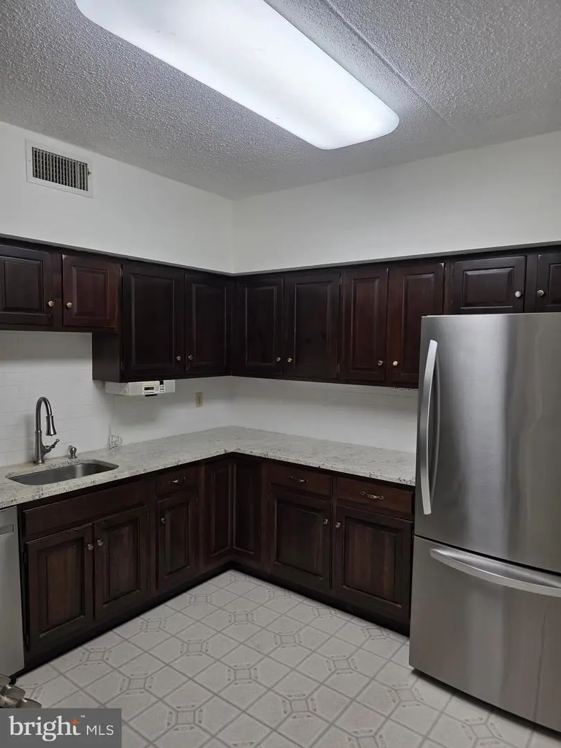 432 W Montgomery Ave #402, Haverford, PA 19041 - #3