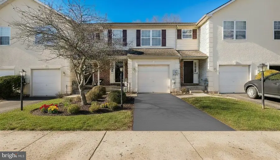 171 Vernon Ct, Hatfield, PA 19440 - #2