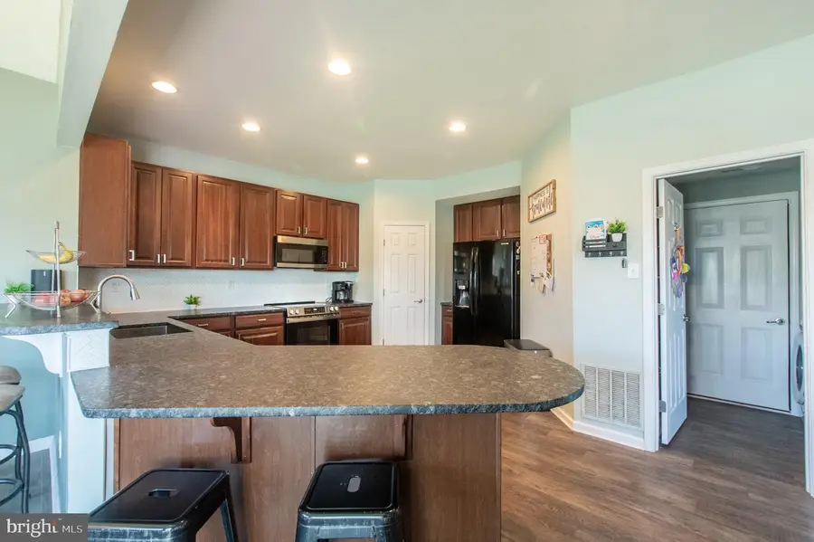 115 Garnet Dr, Gilbertsville, PA 19525 - #2