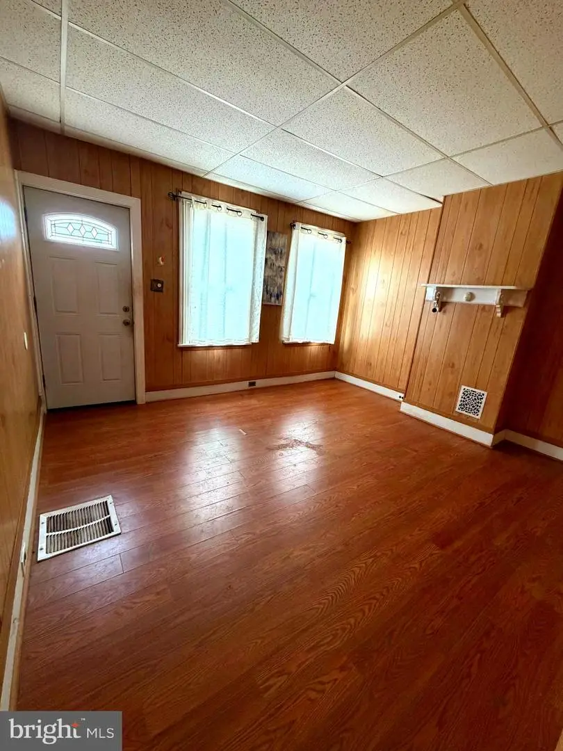 219 E Basin St, Norristown, PA 19401 - #2