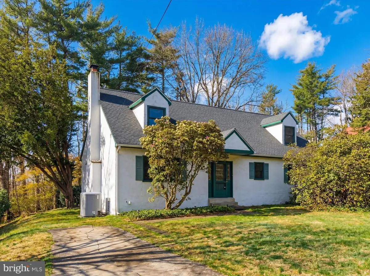 552 Woodward Dr, Huntingdon Valley, PA 19006 - #1