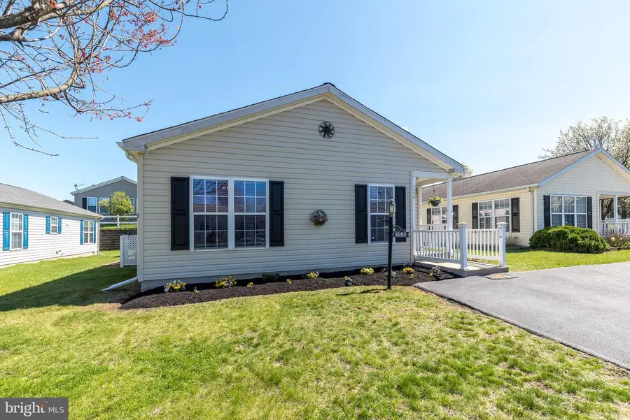 2038 Highland Ct #2038, North Wales, PA 19454 - #2