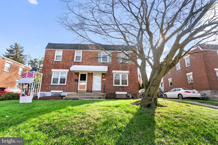 218 E County Line Rd, Hatboro, PA 19040 - #2