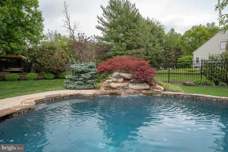 2705 Matlack Dr, Audubon, PA 19403 - #3