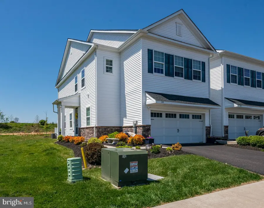 159 Golden Vale Dr, Royersford, PA 19468 - #2