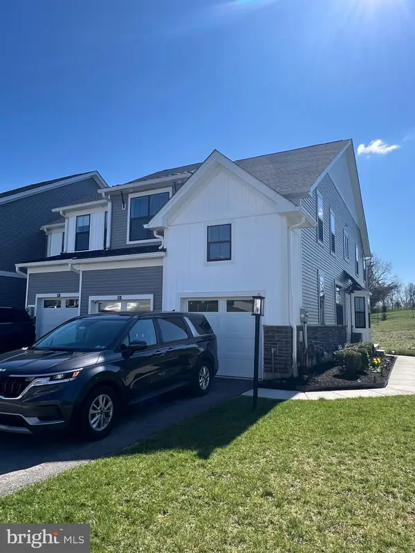 33 Tamarack Cir, NORRISTOWN, PA 19403