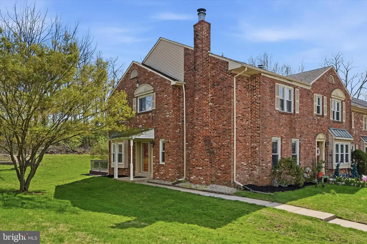 537 Susan Dr, King Of Prussia, PA 19406 - #1