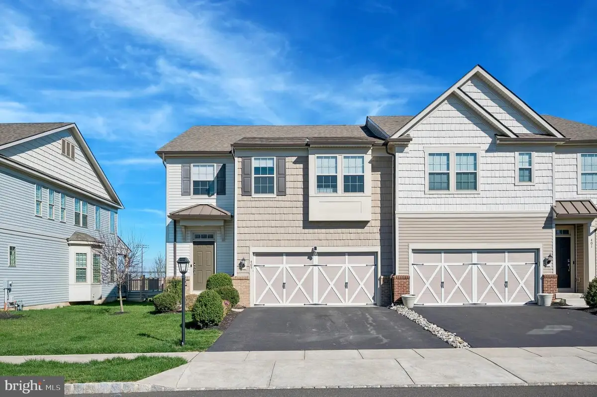 405 Sanctuary Ct, North Wales, PA 19454 - #1