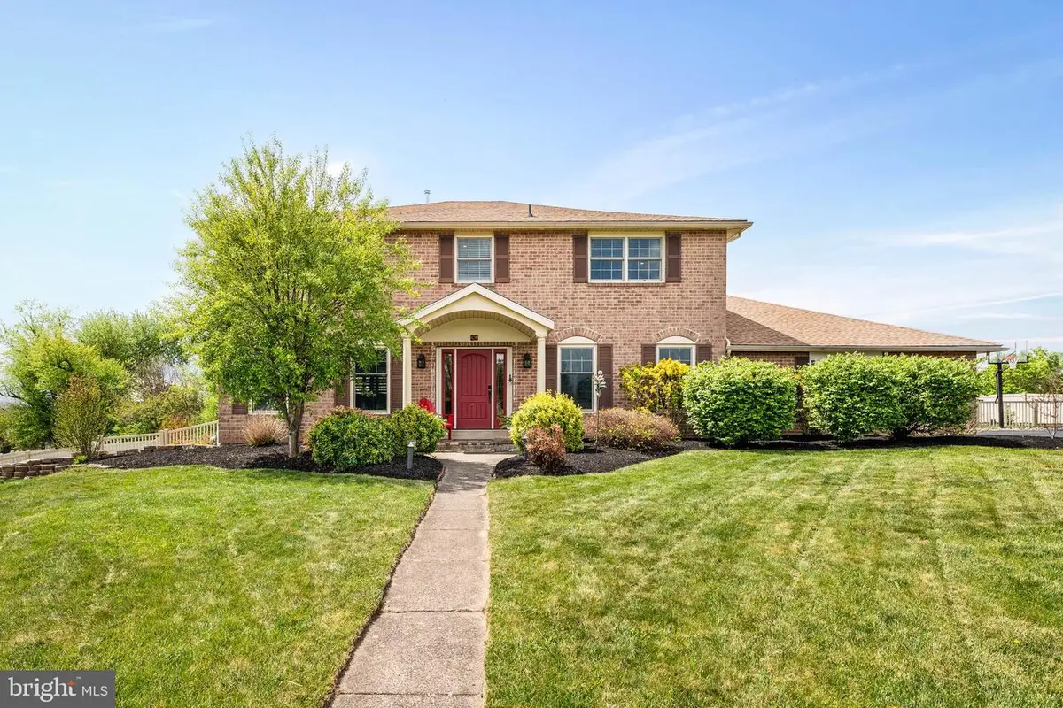 22 Russell Pl, Ambler, PA 19002 - #1