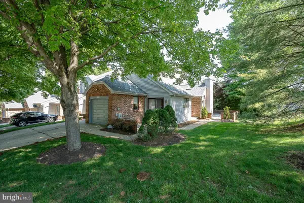 9315 Eagle View Dr #, LAFAYETTE HILL, PA 19444