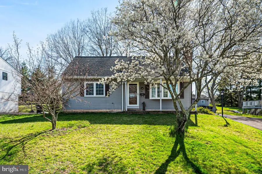 36 Indian Valley Ln, Telford, PA 18969 - #2