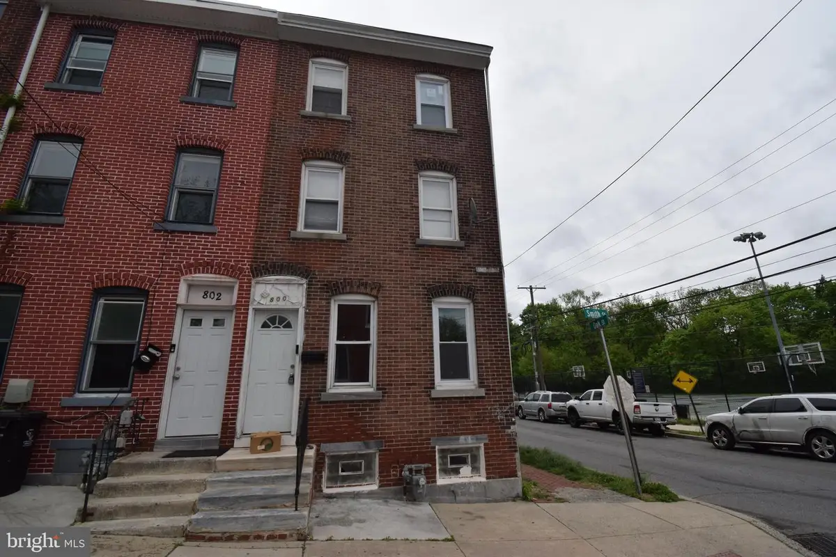 800 Smith St, Norristown, PA 19401 - #1