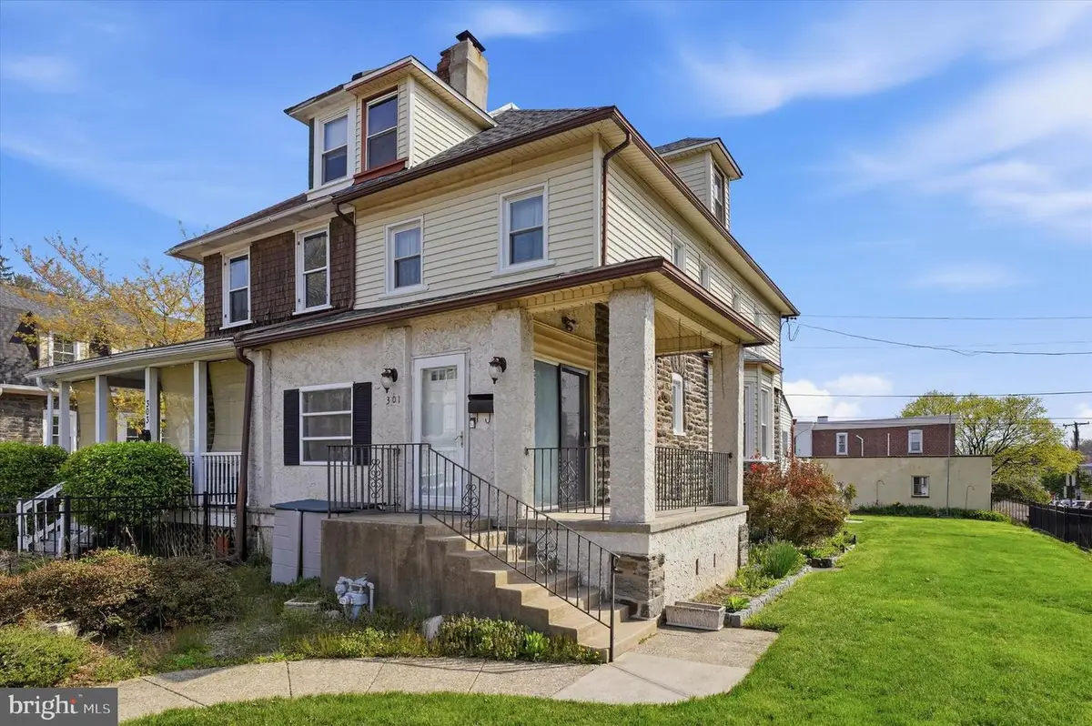 301 Grayling Ave, Narberth, PA 19072 - #1