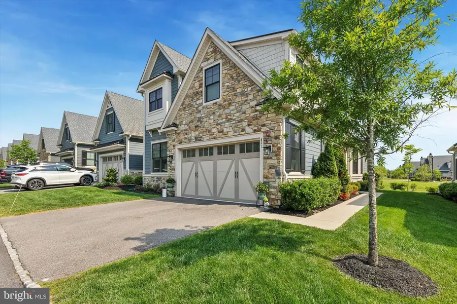 821 Greenwich Dr, Ambler, PA 19002 - #2