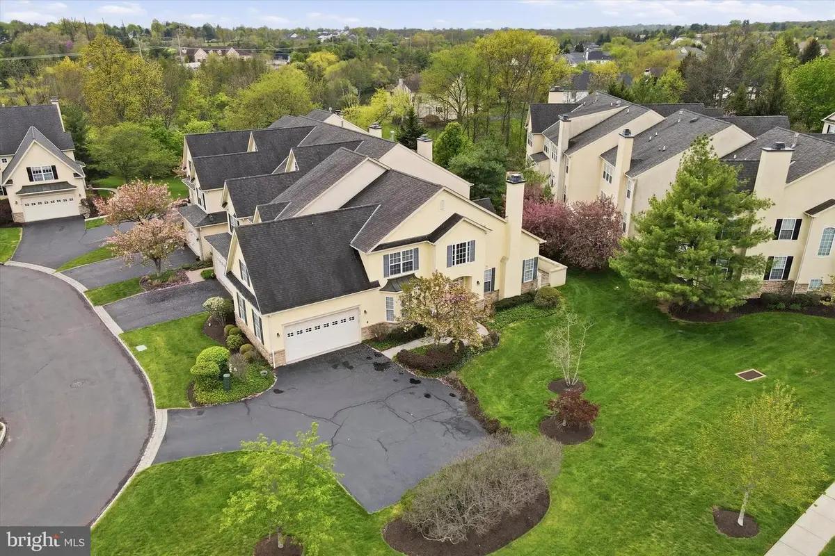 590 Farmdale Cir, Blue Bell, PA 19422 - #1