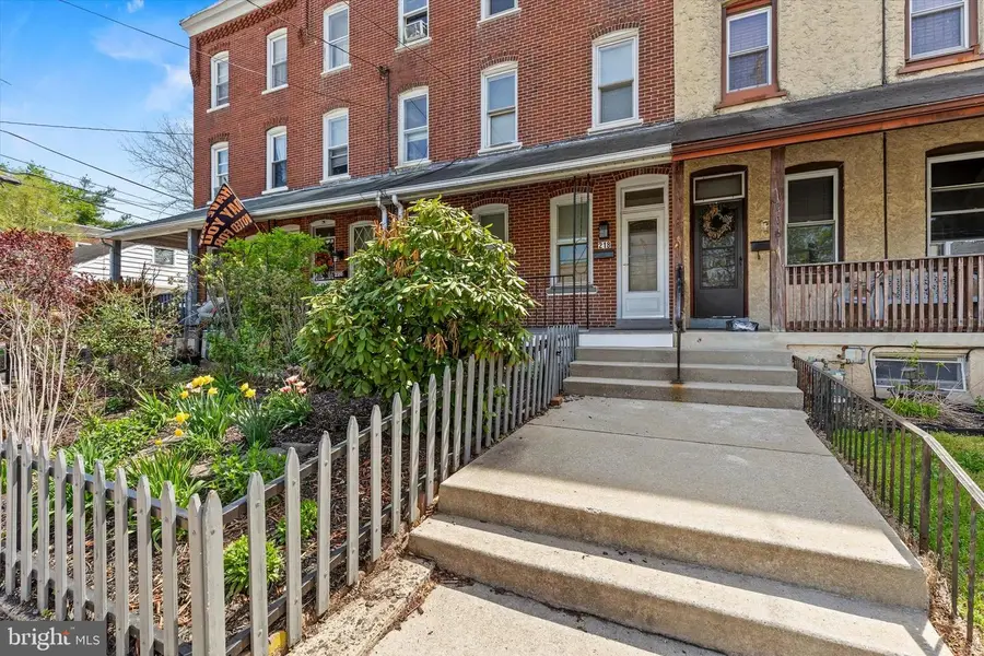 218 Forrest Ave, Norristown, PA 19401 - #3