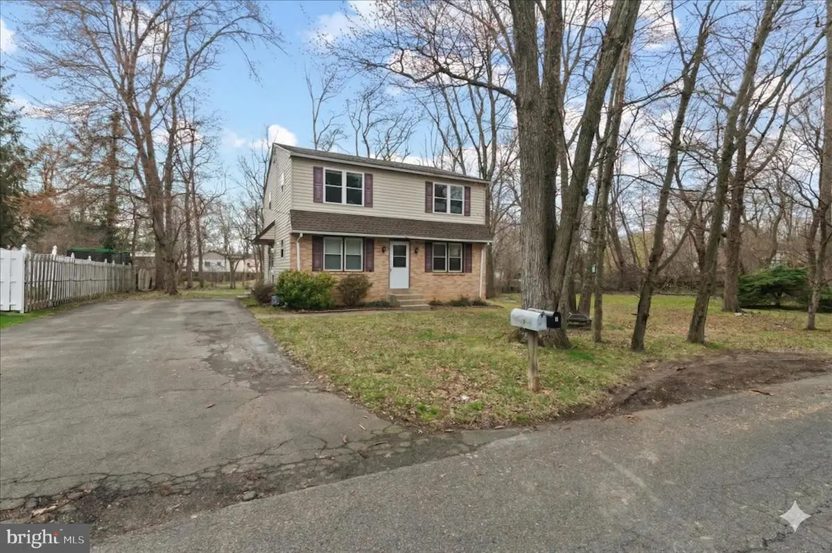 325 Olive Ave, Horsham, PA 19044 - #1