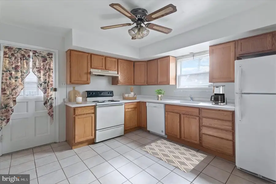 325 Olive Ave, Horsham, PA 19044 - #3