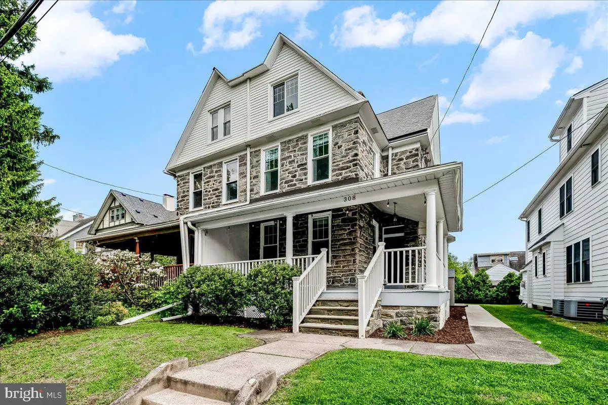 308 Chestnut Ave, Narberth, PA 19072 - #1