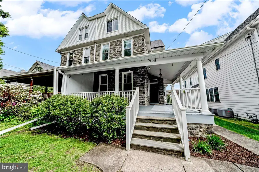 308 Chestnut Ave, Narberth, PA 19072 - #3
