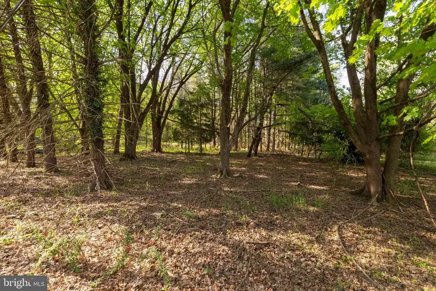 404 Pheasant Dr, Huntingdon Valley, PA 19006 - #3