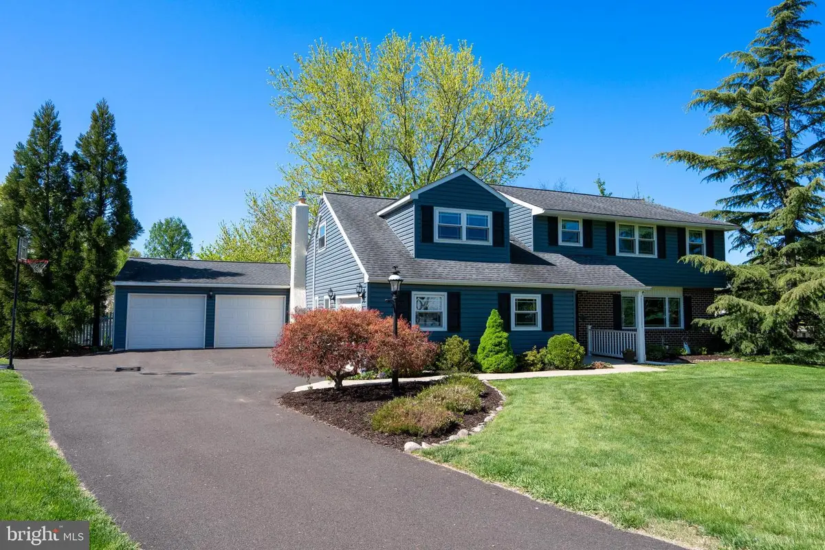 107 Hemlock Dr, North Wales, PA 19454 - #1
